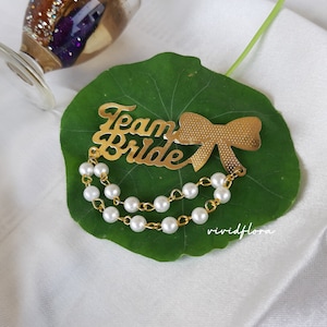 Brooches for Groomsmen Bachelor Party Wedding Gate Crash Accessories Bridal Guest Welcome Pins Groom Brother Gifts Team Groom Boutonniere