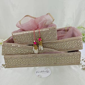Muted Pink Satin Wedding Tray Set, Indian Bridal Hamper, Decorative Shagun Gift Basket