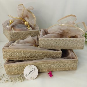 Shagan-tray - Lohri-mand luxe badgeschenkmanden, moslimhuwelijk Shagun-trays, islamitische huwelijksuitnodiging geschenken kaartmand Doosmanden