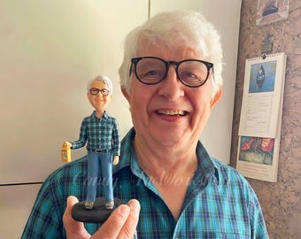 Custom Bobblehead, Anniversary Birthday Gift For Him, Custom Husband Bobble head, Dad Bobblehead, Custom Boss Figurine, Wedding Cake Topper