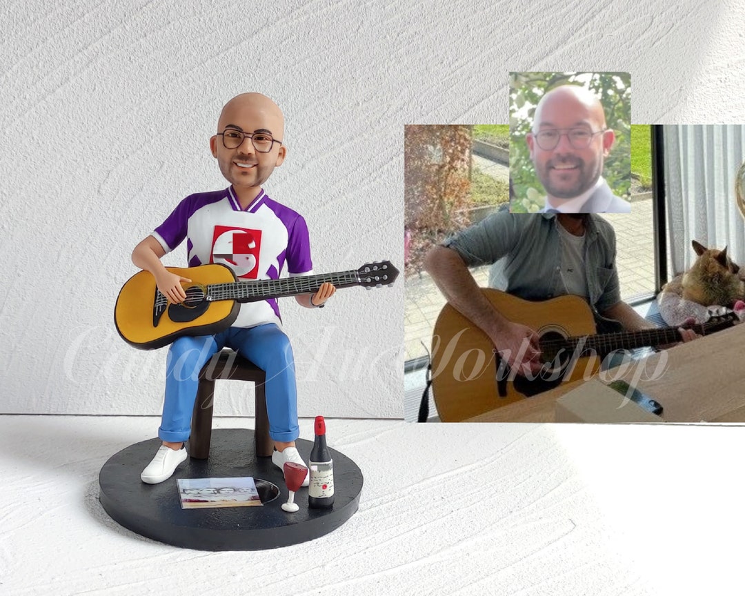 Guitar Player Bobblehead - Custom Guitarist Gift Figurine