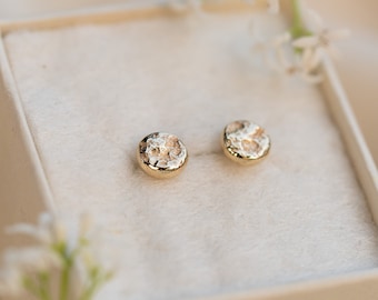 GOLDNUGGET Ohrstecker aus 585 750 Gelbgold Goldschmied Massivgold Echtgold zeitlos Handarbeit Goldohrstecker Goldohrringe rustikal natur
