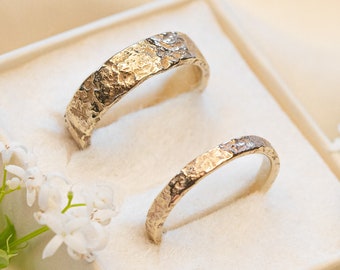 Wedding rings made of solid 585 gold with natural stone structure, hammered, wide, hand-forged, engraving, real gold, partner ring exceptional