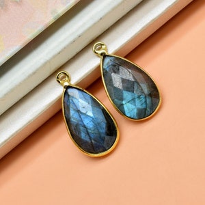 Labradorite 10x18mm Pear shape charm,Labradorite fancy pendant,Labradorite Gold Plated bezel,jewelry making charms craft,December Birthstone