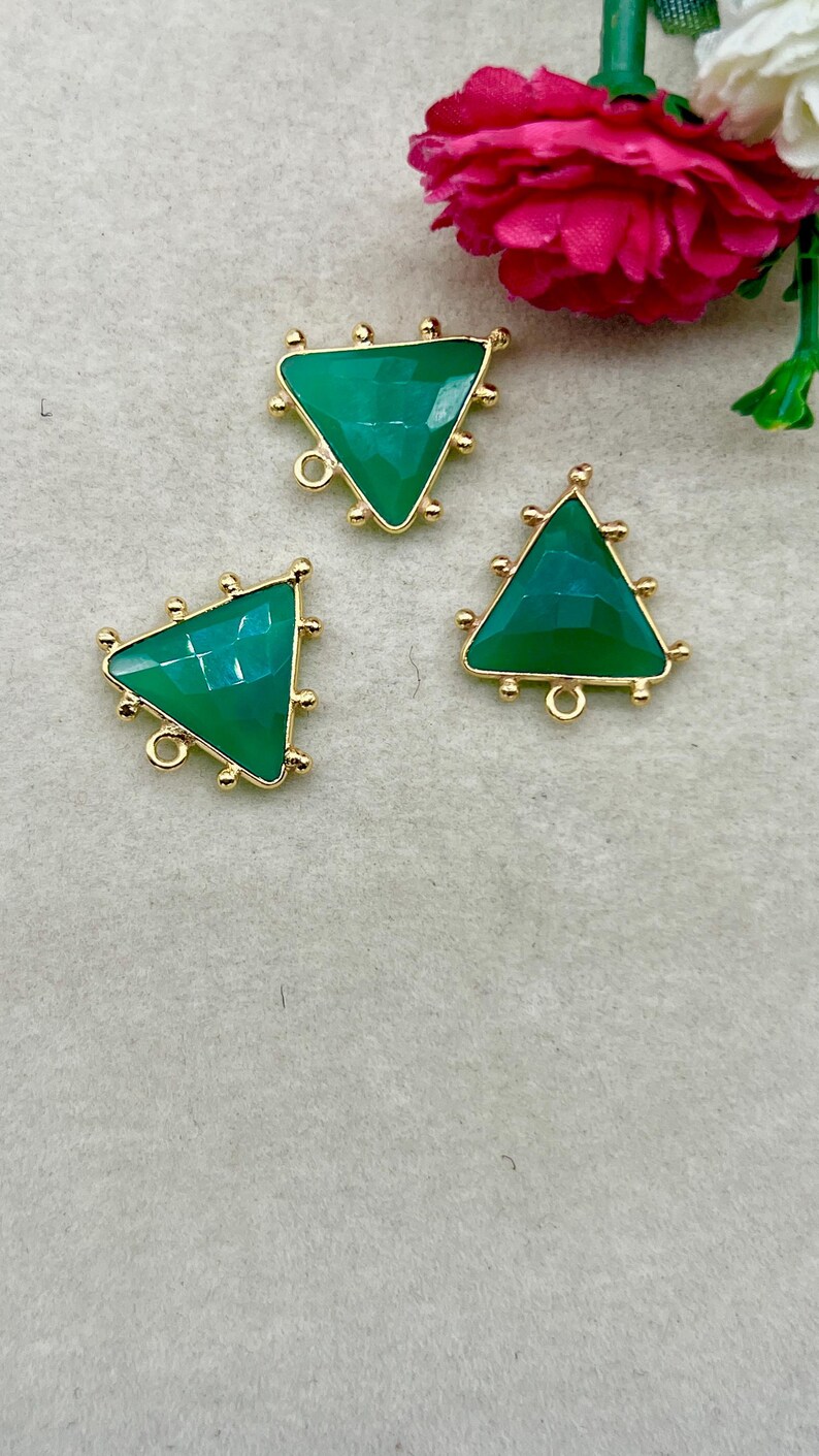 Gleaming Green Onyx Triangle Connectors/green Gemstone Faceted Triangle ...
