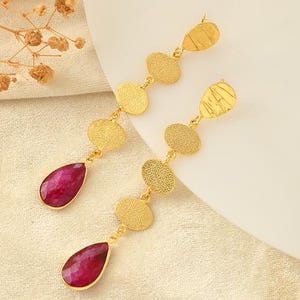 Natürliche Rubin Ohrring/Handgefertigter Schmuck/Handgefertigter Ohrring/Brautjungfer Ohrring/Einzigartige Designer Ohrring/Frauen Ohrring/B&#39;day Geschenk