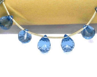 Briolettes en forme de larme, topaze bleue de Londres 7 x 10 mm