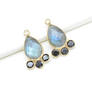 Ciondoli di Labradorite appariscenti/Ciondolo con castone in zirconia cubica/Castone a forma di pera 10x14/Pendente a goccia di Labradorite/Componente di pietre preziose fatto a mano/Regalo