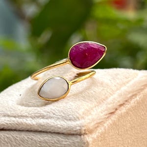 Natürlicher Rubin Ring/handgefertigter Ring für Frauen/Träne Form/Regenbogen Mondstein Ring/verstellbarer Ring/Atemberaubender Rubin Ring für Sie