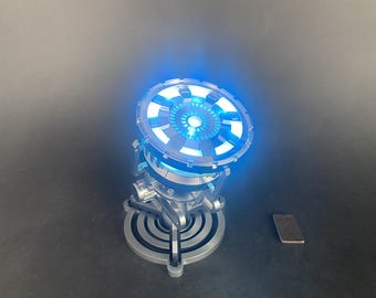 Iron Man Palladium Elemental Reactor Generation III Ark Reactor Tony Stark Reactor Mark 4 Model Lamp Avengers Cosplay Wearable Movie Props