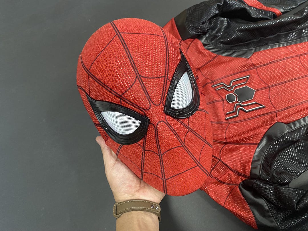 【スパイダーマン】新品 トム・ホランド版 スパイダーマン 3Dマスク コスプレ スパイダーマン】新品 トム・ホランド版 スパイダーマン3D