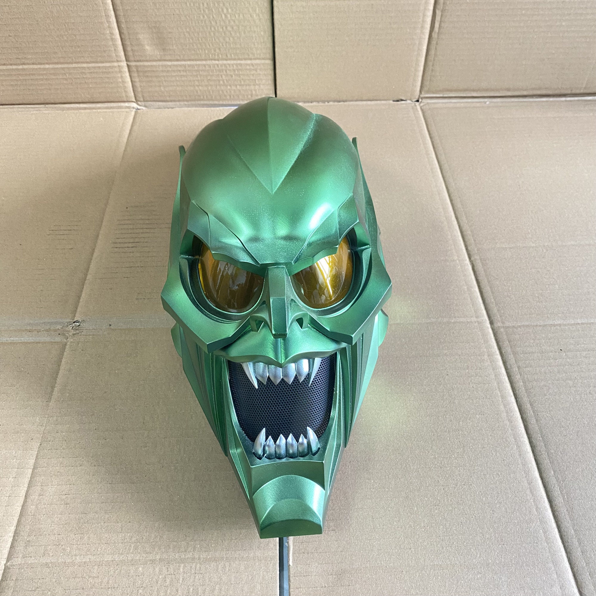 グリーンゴブリンマスク グリーンゴブリンコスプレヘルメット グリーン