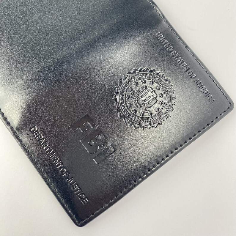 Hannibal TV Show Wallet ID Card Holder Leather Wallet With Metal Badge