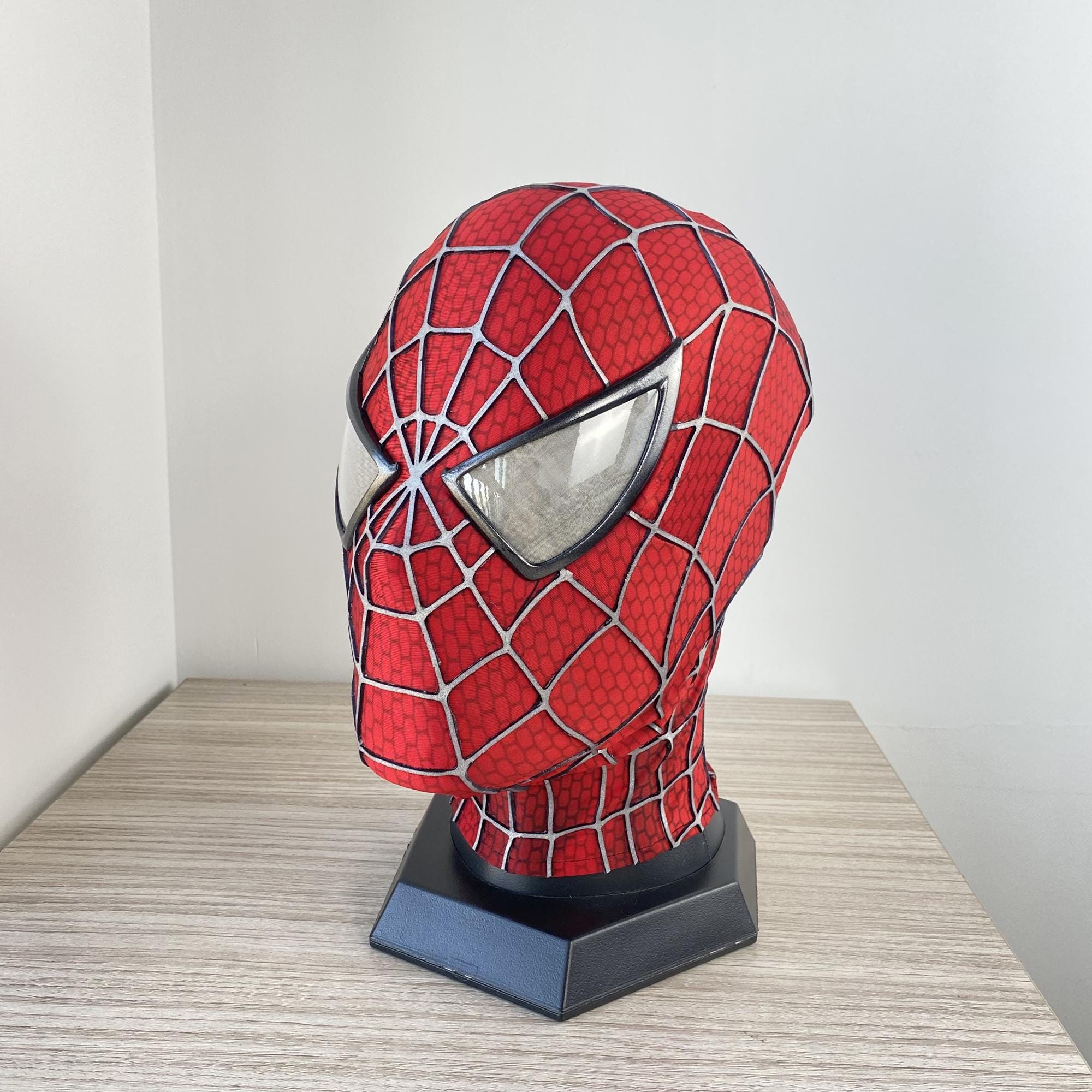 【スパイダーマン】新品 トビースパイダーマンレッド 2Dマスク サムライミ版 スパイダーマン】新品 トビーマグワイア レッド シェルマスク