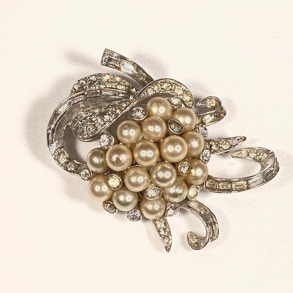 Vintage Silver Tone Pin, stamped "Ledo", Rhinestones and faux pearls, Pin Back, 1950s era