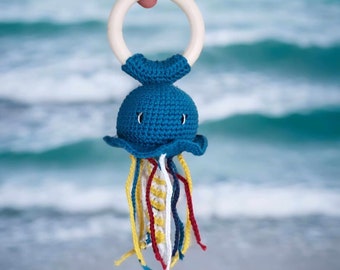 Crochet méduse - patron français - patron amigurumi méduse - peluche animal marin - jouet bébé - hochet - patron pdf - patron océan, mer