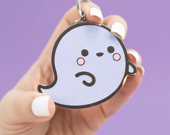 Motea el pequeño llavero Ghostie / Spoopy Ghost Bag Charm / Halloween Lindo Kawaii Goth Llavero / Encanto de 2.5" / Llavero de esmalte brillante