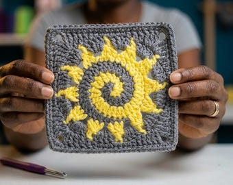 Crochet Spiral Sun Granny Square | PDF Pattern + Video Tutorial