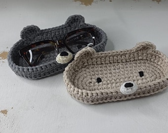 Crochet Bear Eyeglasses Holder Pattern + Video Tutorial (PDF Download)