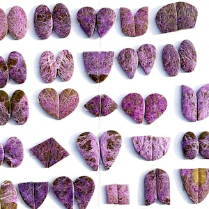 Lote de pedras preciosas Purpurite Pair, lote de cabochões de pedras preciosas Purpurite Pairs no atacado, Purpurite 100% natural de alta qualidade