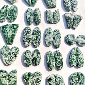 Diopsídio com par de pedras preciosas de zosita, lote de cabochão de pedras preciosas de pares de diopsídio no atacado, diopsídio 100% natural de alta qualidade