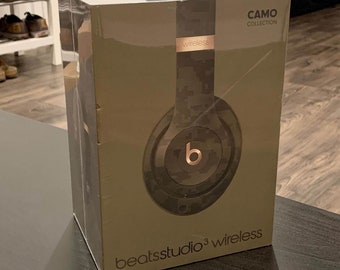 beats studio 3 stand