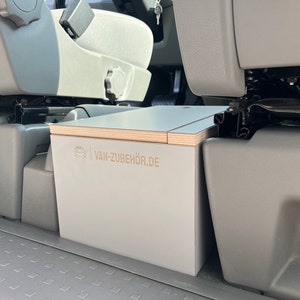 VW T6 Multivan Mittelkonsole mit Flaschenhalter und Becherhalter