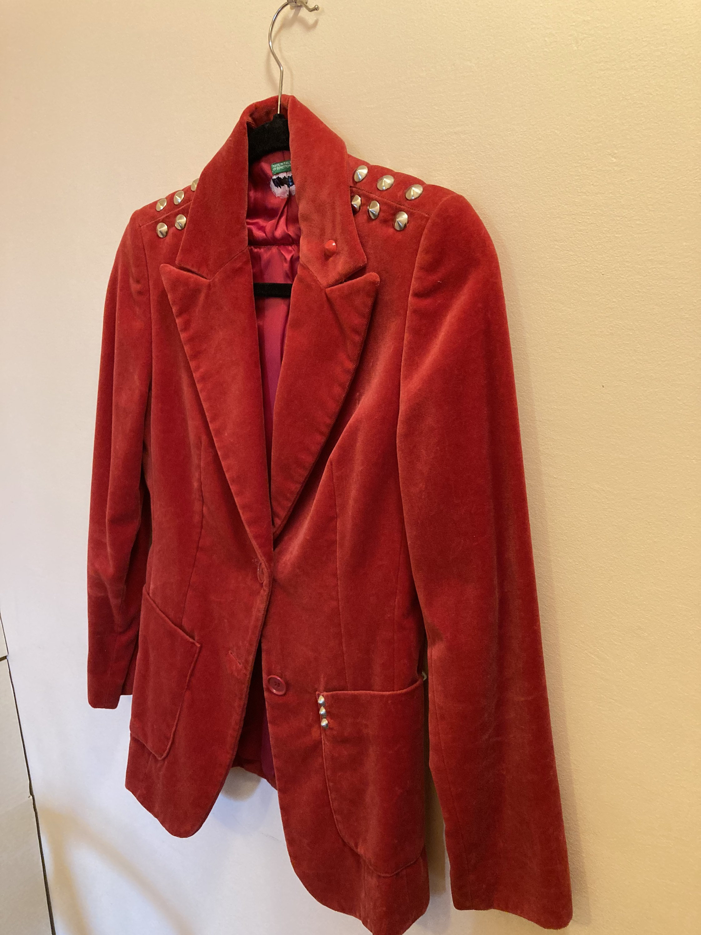 ℝ𝕖𝕕 & ℝ𝔸𝕋𝕋 / Custom Made Red Velvet Women’s Blazer Jacket With Vintage ...