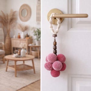 Pink pom pom door knob hanger. Handmade yarn pompom door knob decoration. Big pom pom ornament. Unique door knob sign in shades of pink.