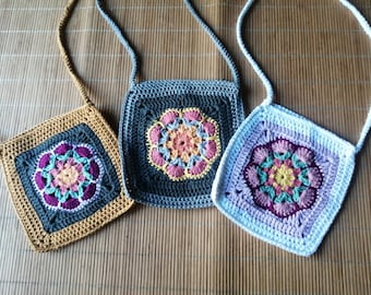 Crochet "flower" satchel