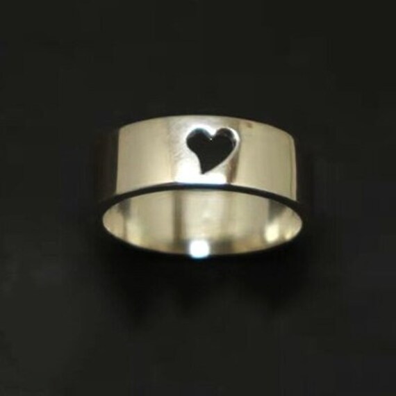Matching couple rings cut on sale out