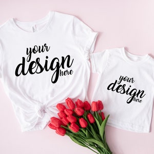 母の日モックアップ ベラ キャンバス シャツ モックアップ ママと私 Tシャツ モックアップ ママと娘と子供 赤ちゃんと幼児用 Tシャツ SVG モックアップ JPG デジタル ダウンロード