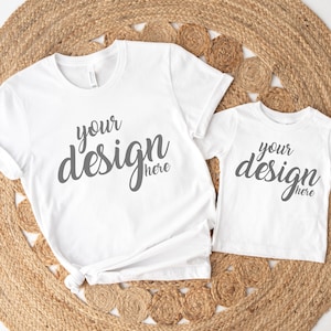 母の日モックアップ ベラ キャンバス シャツ モックアップ ママと私 Tシャツ モックアップ ママと娘と子供 赤ちゃんと幼児用 Tシャツ SVG モックアップ JPG デジタル ダウンロード