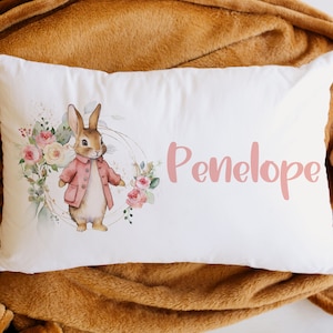 Federa per cuscino stampata con coniglio rosa personalizzato per bambini Aggiungi il tuo nome Idea regalo di compleanno Regalo di Natale
