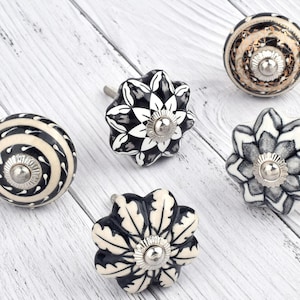 Black & White Ceramic Knobs, Hand-Painted Dresser Drawer Pulls(Set of 1 Knob)