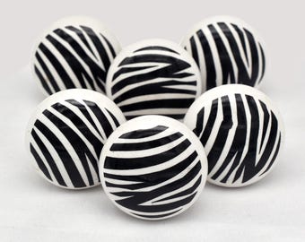 Hand Painted Ceramic Knob: Gold, Black & White - 4cm Diameter(Set of 1 Knob)