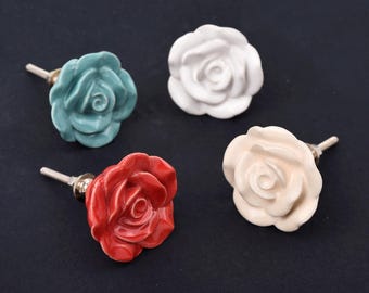Eleganti pomelli in ceramica a forma di rosa per mobili, assortimento di maniglie floreali (set da 1 pomello)