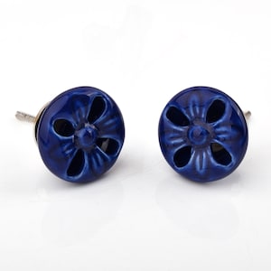 Cobalt Blue Pumpkin Shape Ceramic Knob - Ribbed Decorative Drawer Pull for Dresser, Cabinets, and Cupboards (Set of 1 Knob)