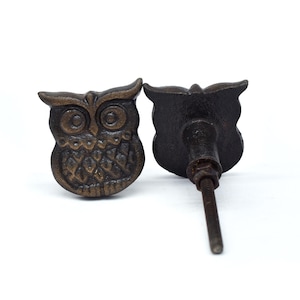 Cast iron Owl knob, Kitchen cabinet knobs, wardrobe knobs, black cast iron knobs, rustic cast iron knobs, drawer knobs, cabinet pul