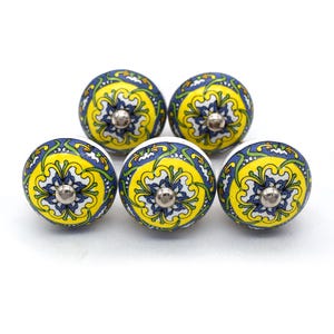Hand-Painted Floral Ceramic Drawer Knob - Yellow & White