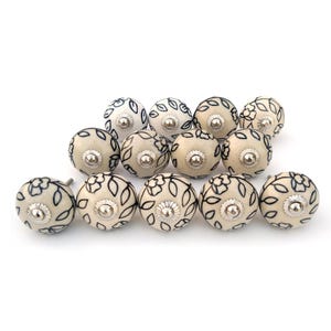 Off White With Black Color flower Design Ceramic Knobs, Ceramic Knobs, Kitchen Cabinet Drawer Puller Pulls, Assorted Designer Ceramic Knobs