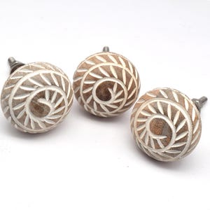 Ceramic Cream Colo wooden Knobs With Beautiful Dore Knobs, Hand Making Knobs Design, Home décor Rajsthani Home Wooden Style