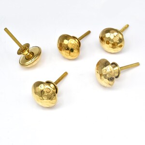 Gałka ze złota młotkowanego, ręcznie wykonany uchwyt do szafki z miedzi (zestaw 1 gałki)