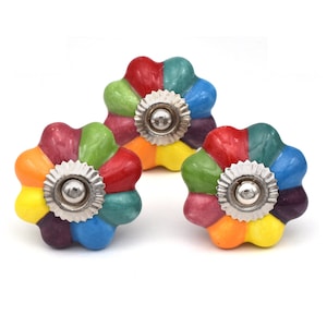 フローラルメロンノブ：ストライプ模様の花びら型マルチカラーセラミックキャビネットハンドル（ノブ1個セット）