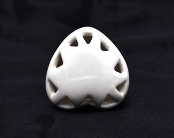 セラミックノブ ホワイトハート：手描きの引き出し取っ手（ノブ1個セット）