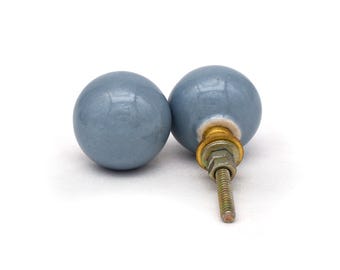 Szara gałka mosiężna: ręcznie wykonany ceramiczny uchwyt do szuflady z mosiężną podstawą (zestaw 1 gałki)