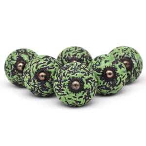 Boutons de placard verts, poignée de porte de tiroir en céramique peinte à la main de style vintage (lot de 1 bouton)