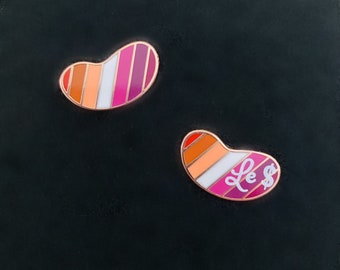 Lesbian/ Le Dollar Bean Pride Flag Enamel/Lapel Pins 3/4 in