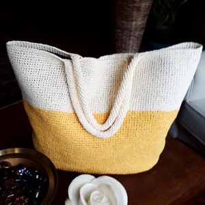 Color block tote Raffia bag for women White and straw purse for summer, beach, shopping white and yellow