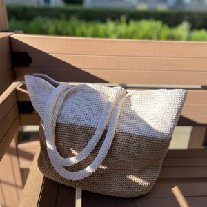 Color block tote Raffia bag for women White and straw purse for summer, beach, shopping image 4